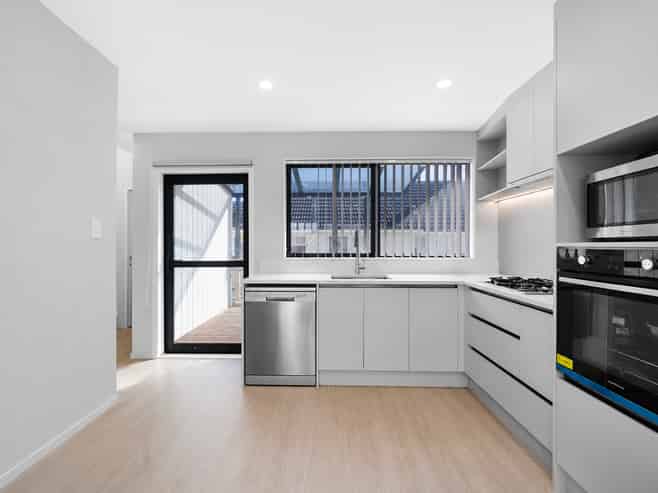 32B Morrie Laing Avenue, Mount Roskill