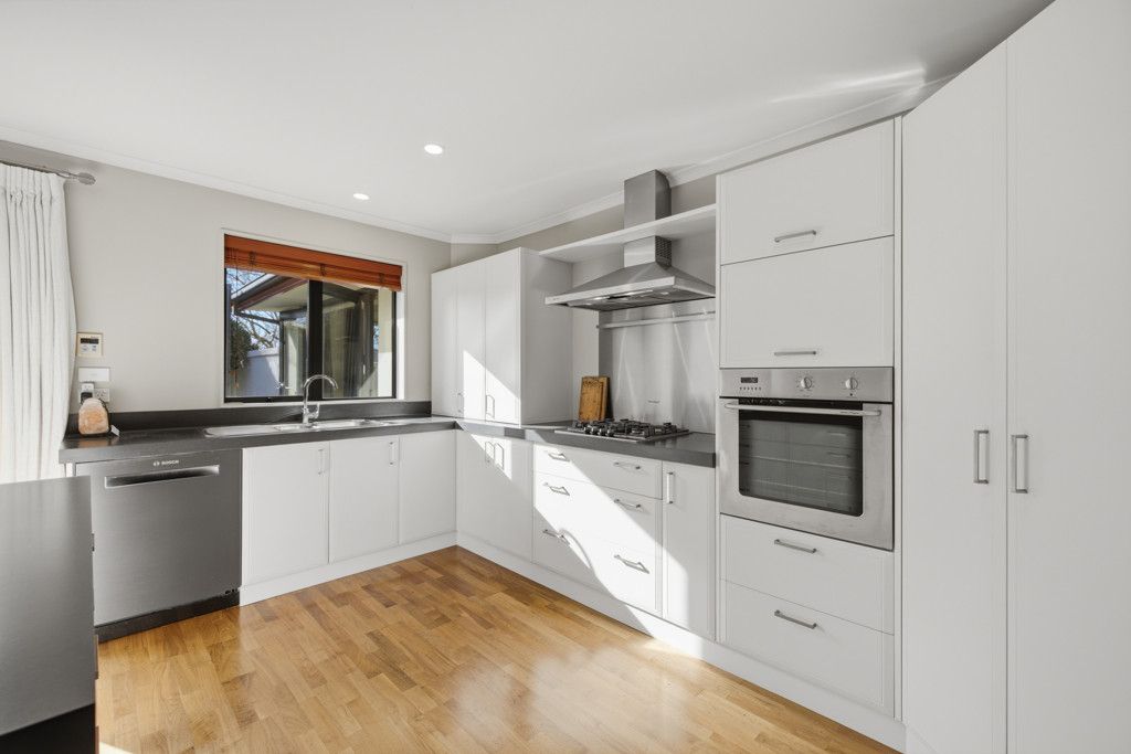 Solid Brick Beauty with Garage to Envy! - Vista 3