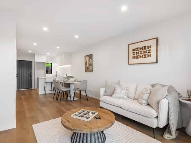 14 Molley Green Place, Mount Roskill