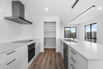 43 Mehrtens Crescent, Ravenswood