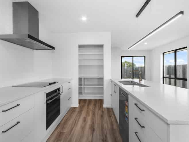 43 Mehrtens Crescent, Ravenswood