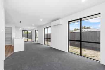 43 Mehrtens Crescent, Ravenswood