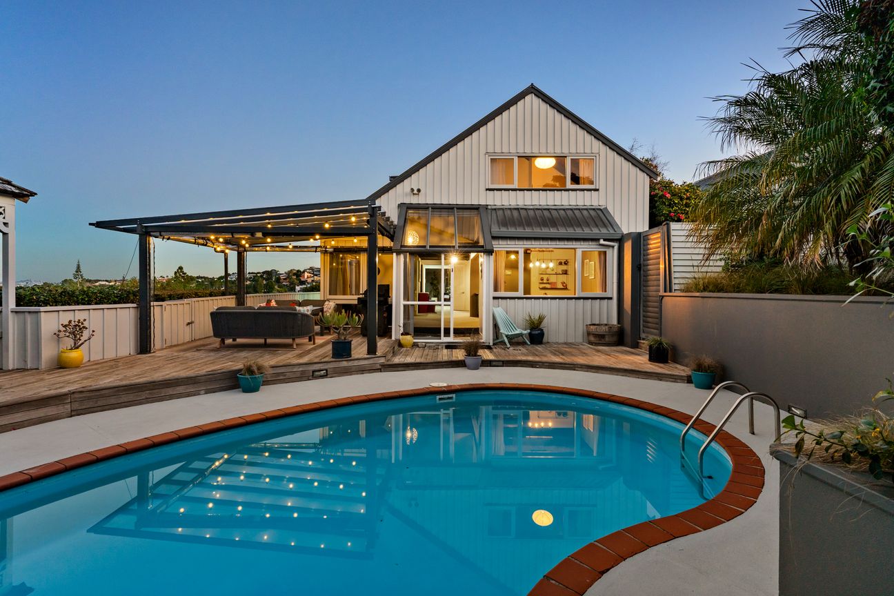 The Complete Family Package, Chatswood