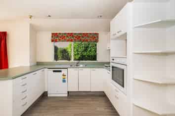 2a Cedar Drive, Paraparaumu Beach