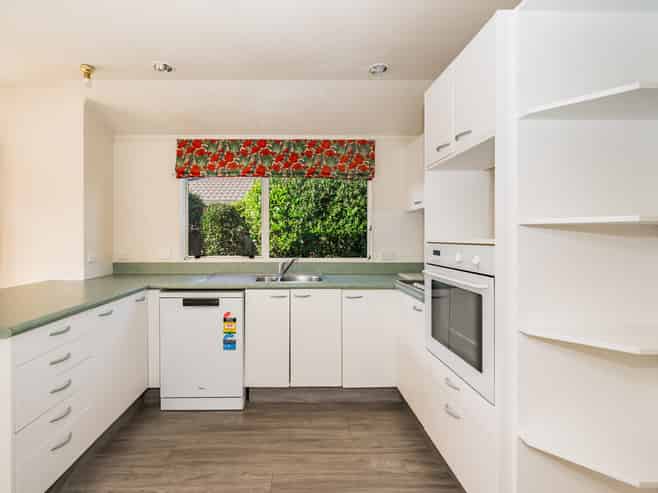 2a Cedar Drive, Paraparaumu Beach