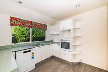 2a Cedar Drive, Paraparaumu Beach