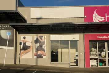 SHOP AT ALBANY NORTHRIDGE PLAZA
