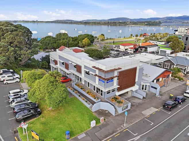 Boutique CBD office with 7 onsite carparks