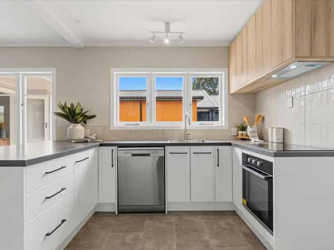 5 Fourteenth Avenue, Tauranga South