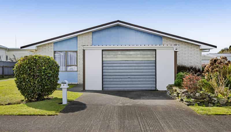 6 Campbell Street, HAWERA