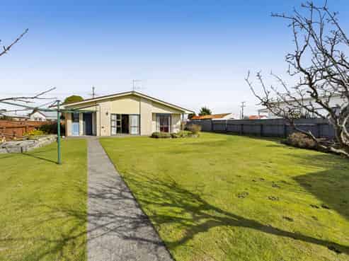 6 Campbell Street, HAWERA