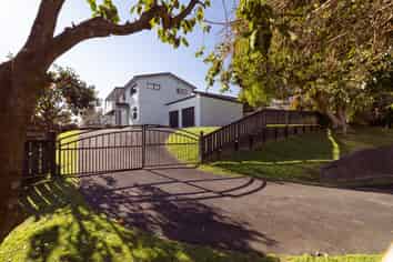 33 Sherwood Street, Bellevue