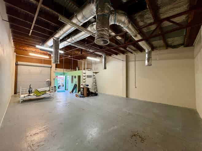 Convenient City Storage/Workshop