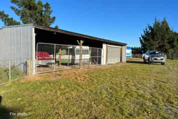 Large Contractors Yard in North Canterbury