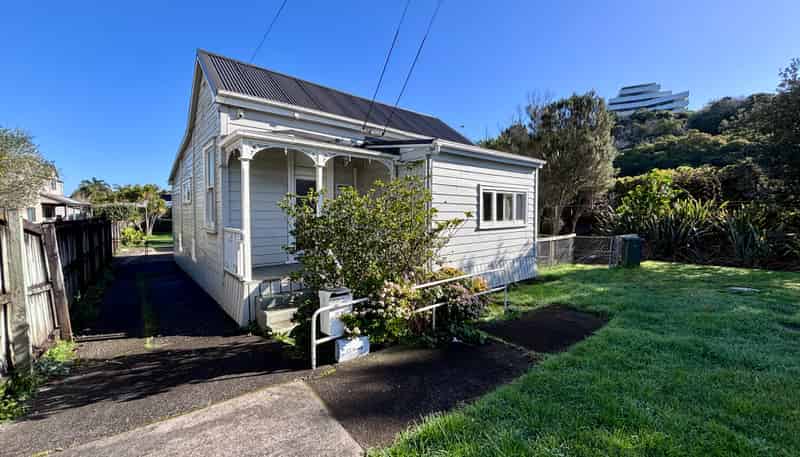 52 Kingsland Avenue, Kingsland