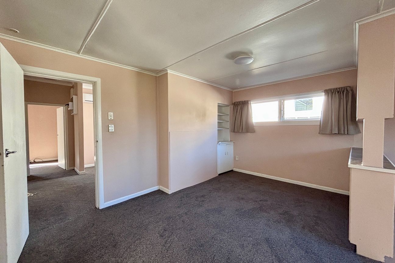 Spacious 3-Bedroom Home in the Heart of Kingsland - Mehr