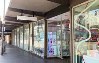 PRIME RETAIL / HOSPITALITY OPPOSITE WESTFIELD
