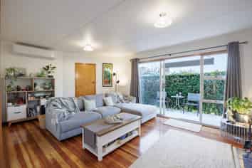 14 Bale Place, Havelock North