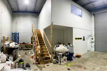 High Stud Tilt Slab Warehouse | 100 m2 | Manukau