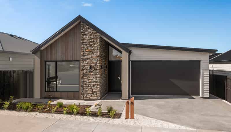 96 Huanui Drive, Orewa