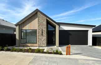 96 Huanui Drive, Orewa