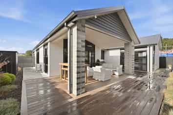 39 Baxendale Drive, Matipo Heights