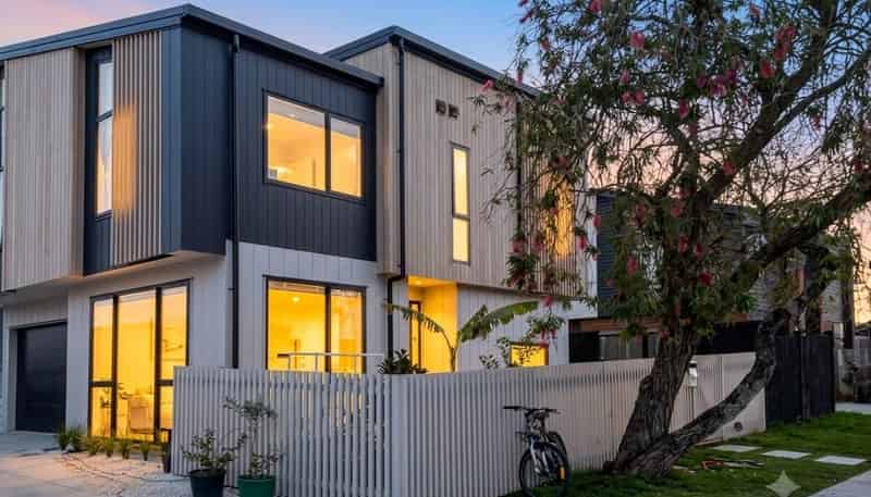 8A Baringa Place, Botany Downs