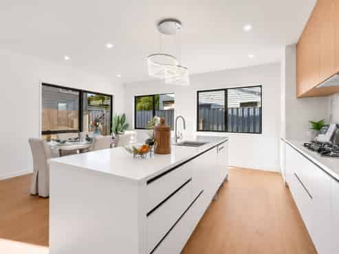 18C Domain Road, Weymouth