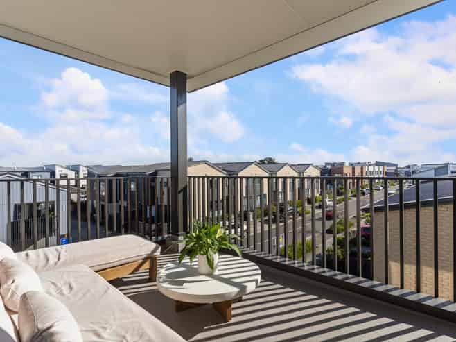 9/96 Clark Road, Hobsonville