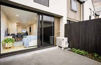 9 Nimon Lane, Caversham