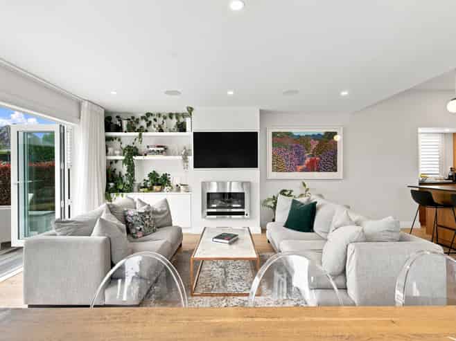 51 Smale Street, Point Chevalier