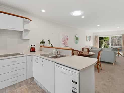 22/41 Manchester Way (The Village), Judea