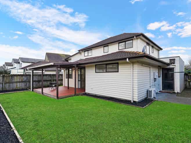 8 Marengo Parkway, Takanini