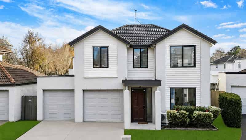 8 Marengo Parkway, Takanini