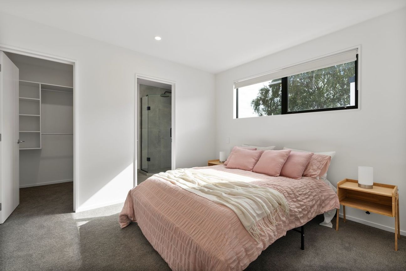 Riccarton, 3 bedrooms - Więcej
