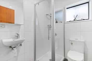 1/2 Cheval Drive, Totara Vale