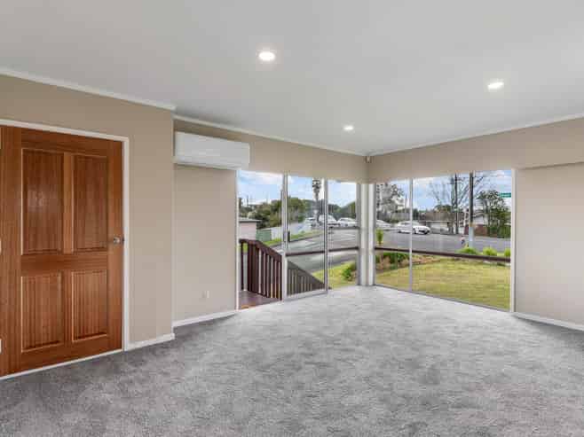 1/2 Cheval Drive, Totara Vale