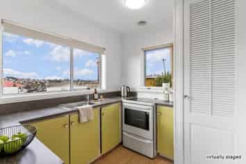 1/2 Cheval Drive, Totara Vale