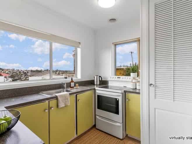 1/2 Cheval Drive, Totara Vale