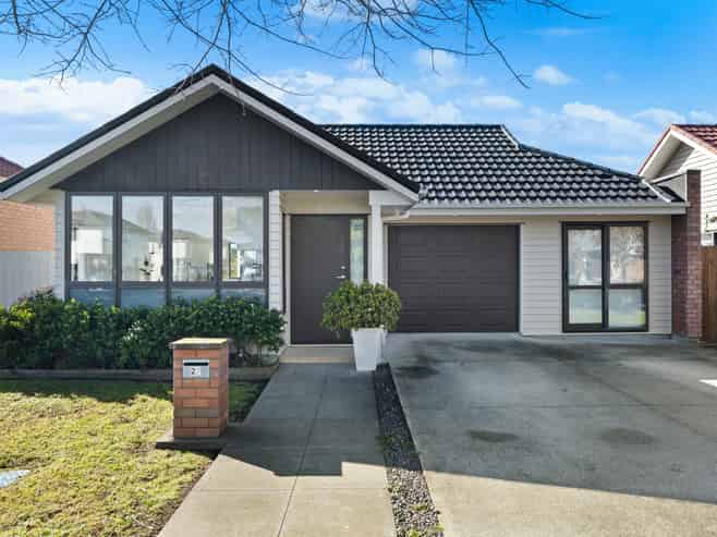27 Tarapiroe Avenue, Takanini