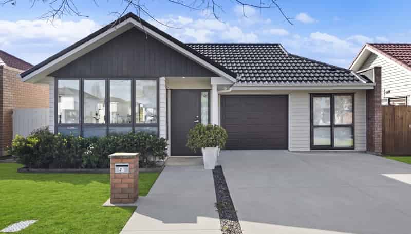 27 Tarapiroe Avenue, Takanini