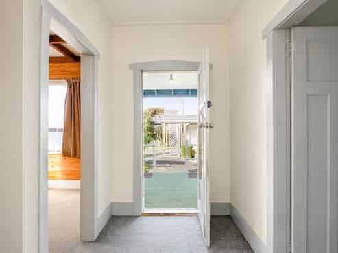 23A Kawaha Point Road, Fairy Springs