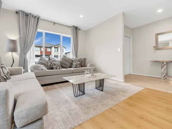 52 Peihinga Road, Flat Bush