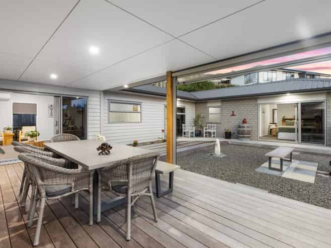 111 Oteki Park Drive, Welcome Bay
