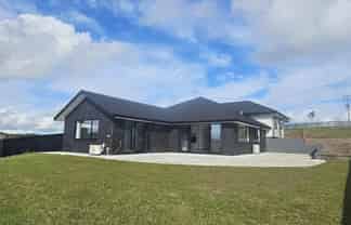 354 Whitehills Road, Dairy Flat