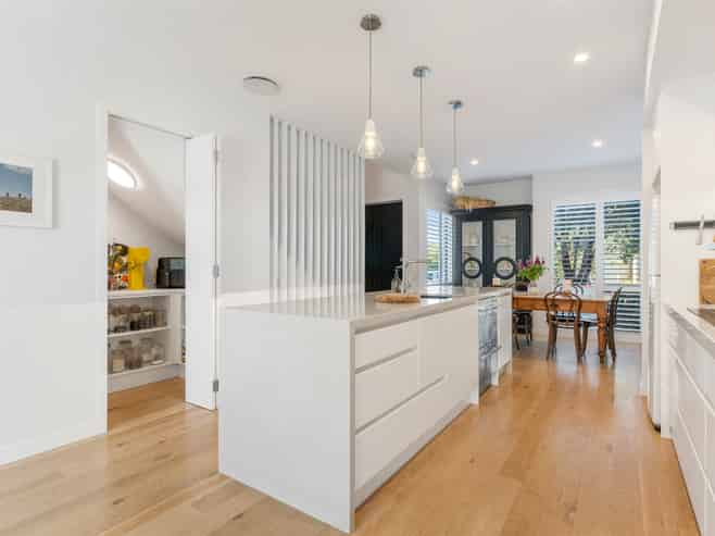 4 Catalina Bay Drive, Hobsonville