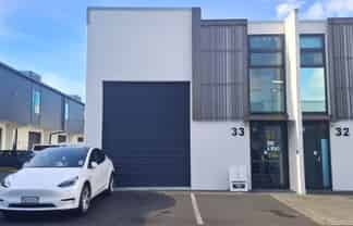 MODERN INDUSTRIAL UNIT IN A PRIME LOCATION
