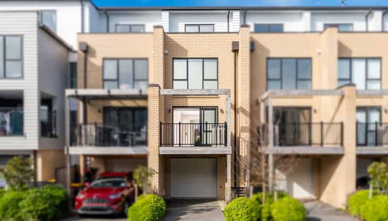 79 Settlers Avenue, Hobsonville