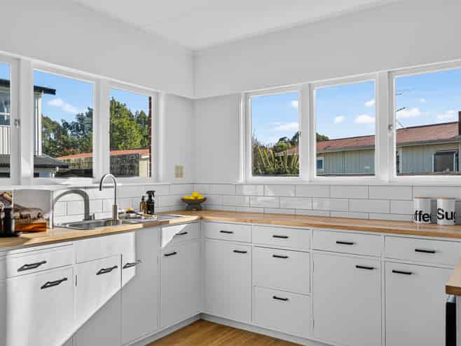 17 Philip Street, Carterton