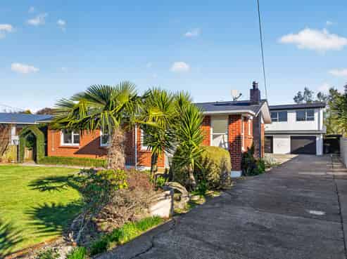 17 Philip Street, Carterton